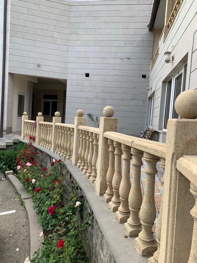 Hotel Ashot Erkat 세반 외부 사진