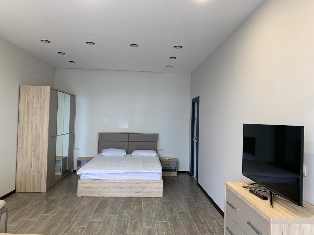Hotel Ashot Erkat 세반 외부 사진